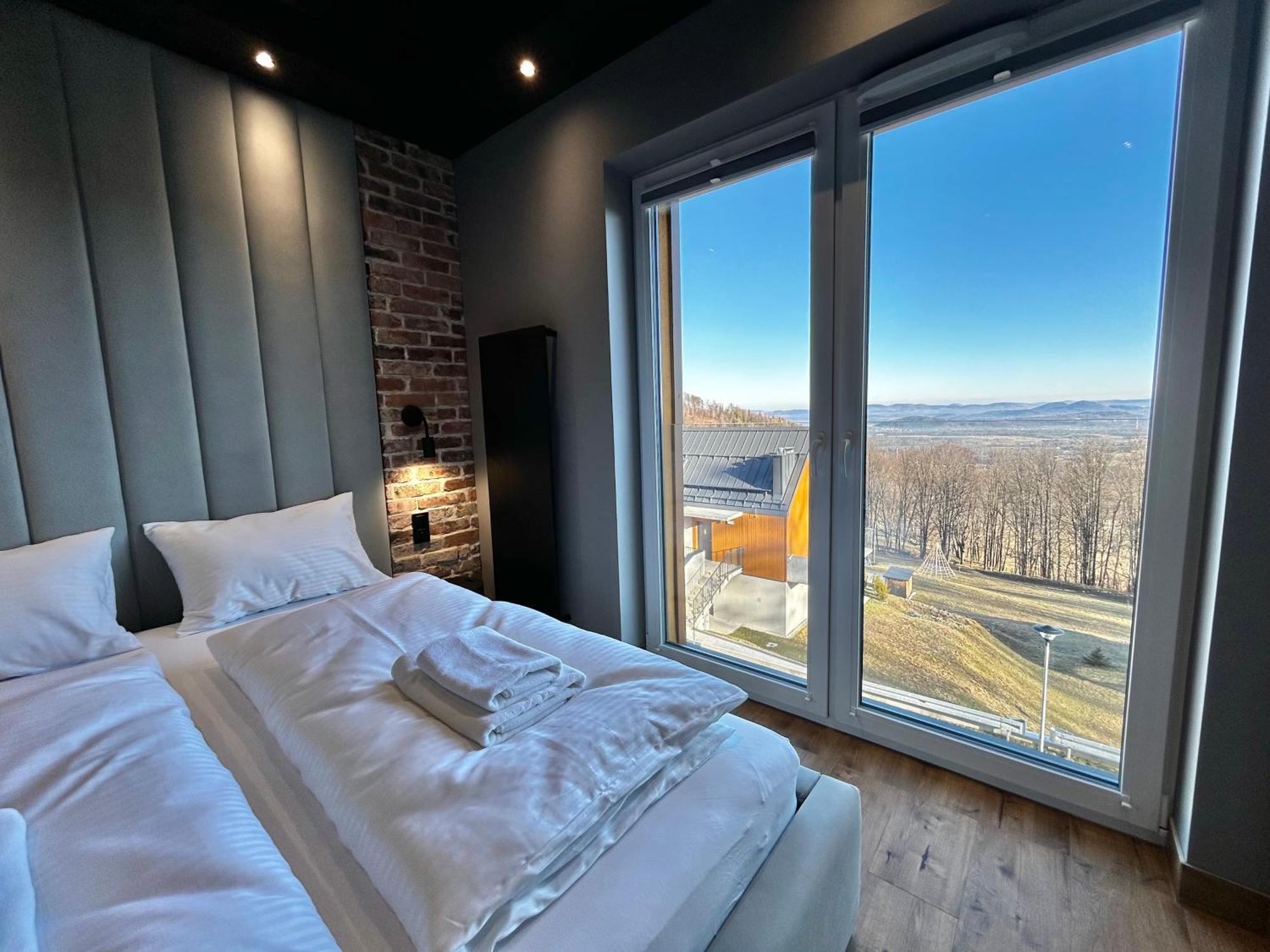 Blue Hill By Hillside
